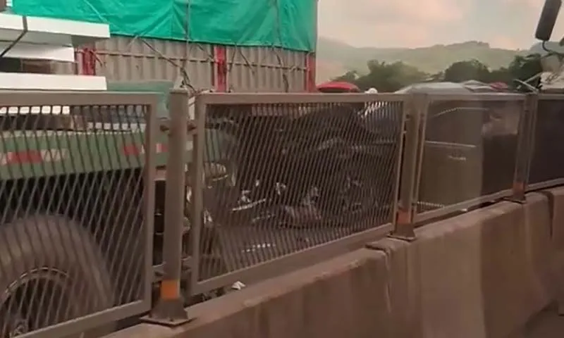 Tai nạn liên hoàn trên cao tốc Mai Sơn - Quốc lộ 45, giao thông ùn tắt