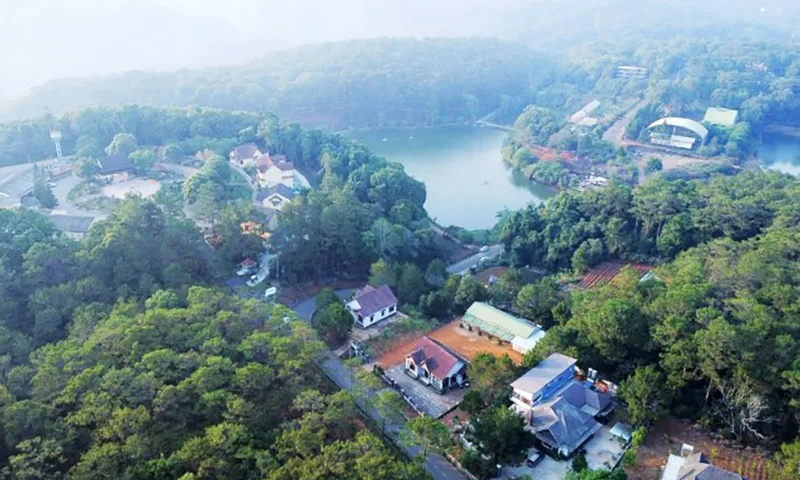 Vị trí đề xuất xây sân bay Măng Đen và thị trấn Măng Đen tại huyện Kon Plông, tỉnh Kon Tum cũ - Ảnh TTO