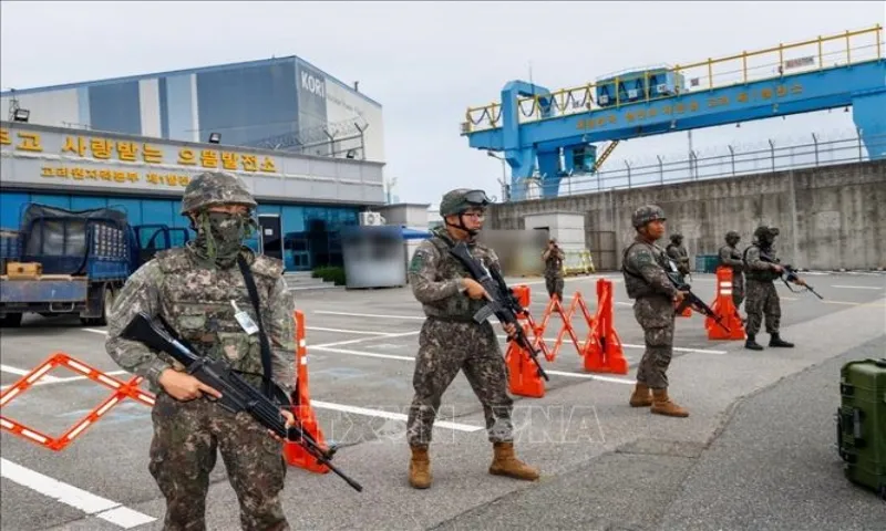 Hàn Quốc sửa đổi quy định thiết quân luật