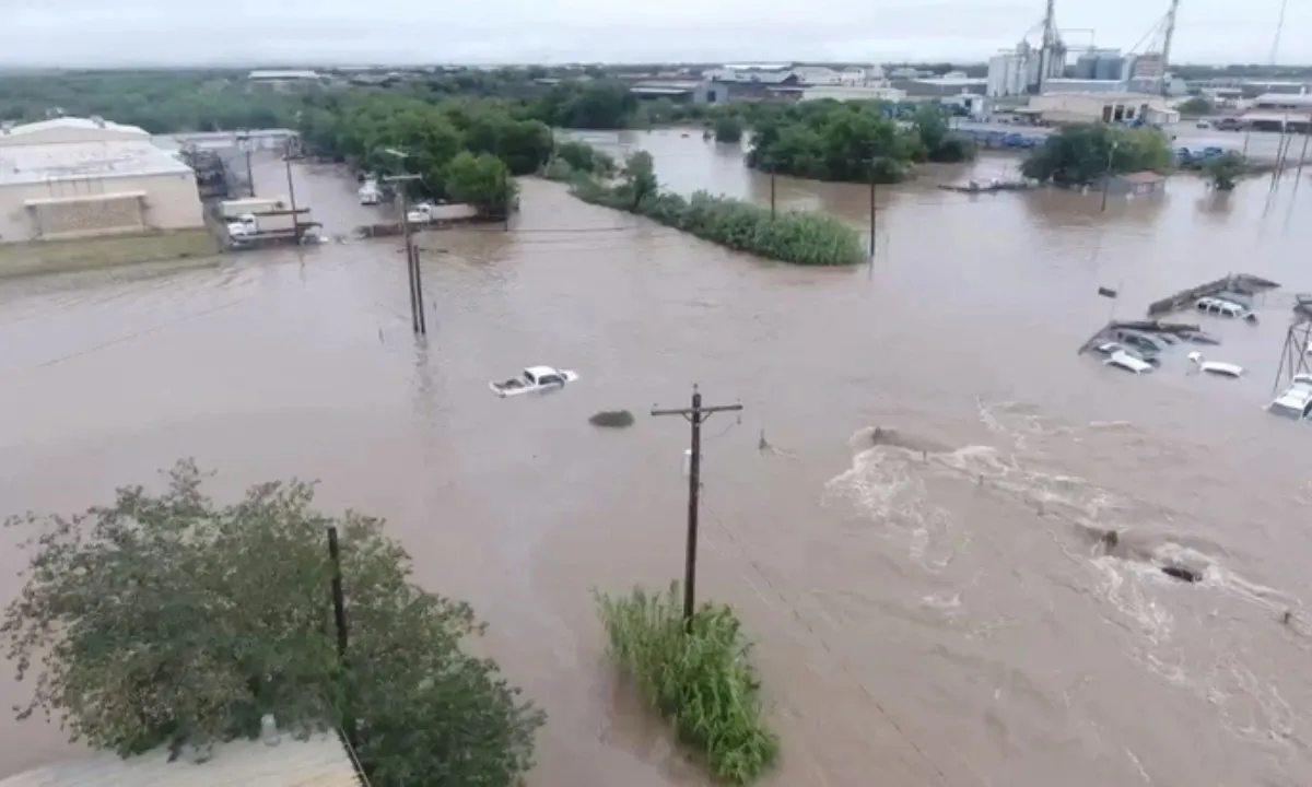 2025-07-06t223731z2036420372rc29gfanydnqrtrmadp3usa-weather-texas-flooding-17518525195291746632019