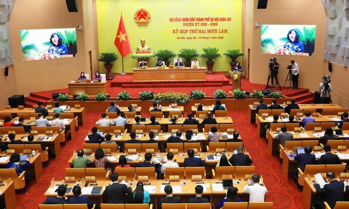 Bí thư Thành ủy Hà Nội: Giảm thủ tục, không để chính sách nằm trên giấy