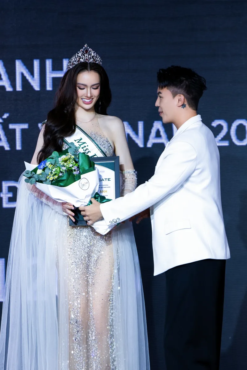 chan-dung-4-nang-hau-dai-dien-viet-nam-tham-gia-miss-earth-2025 20250708-170519-25