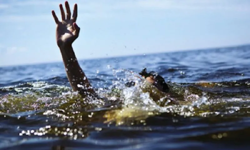 Tìm thấy thi thể 2 cháu bé đuối nước ở hồ Ea Kar, Đắk Lắk