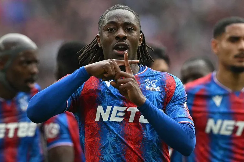 Arsenal có thể chiêu mộ Eberechi Eze. Ảnh: Internet