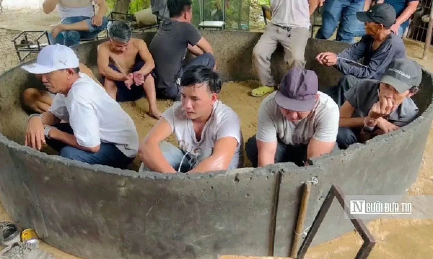 Quảng Ngãi: Triệt phá tụ điểm cá độ đá gà quy mô lớn núp bóng quán cà phê