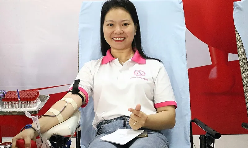 hiến máu nhân đạo