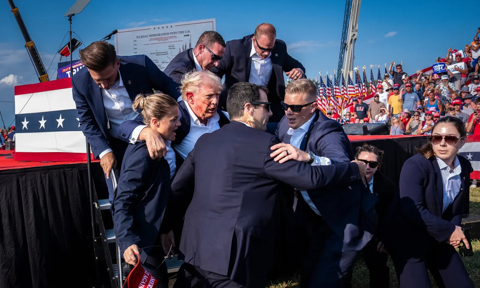 Mỹ: 6 nhân viên mật vụ bị đình chỉ sau vụ ám sát ‘hụt’ ông Trump vào năm 2024