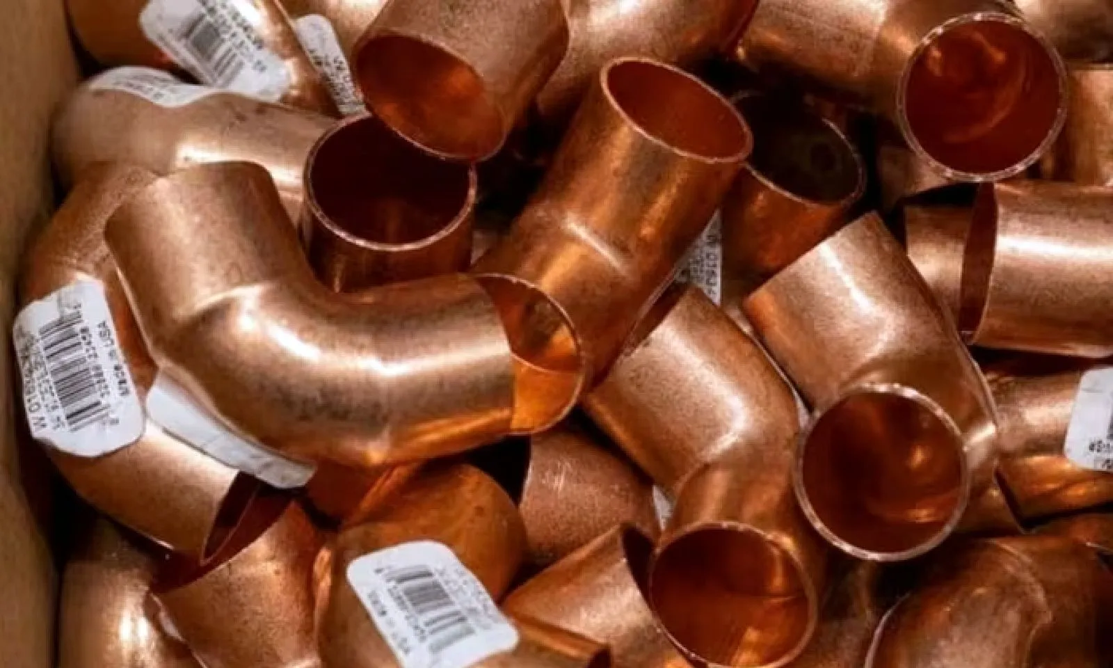 Mỹ áp thuế 50% với đồng nhập khẩu từ 1/8