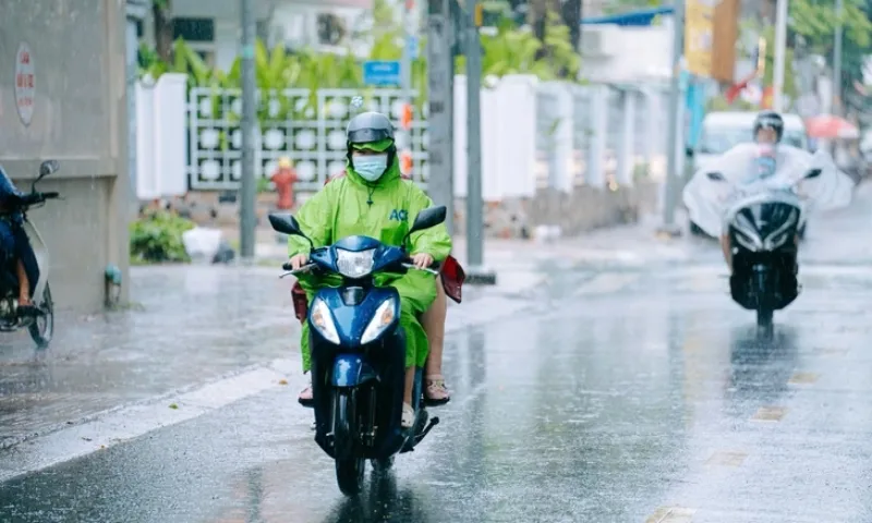 Bắc Bộ mưa rất to, Nam Bộ mưa chiều