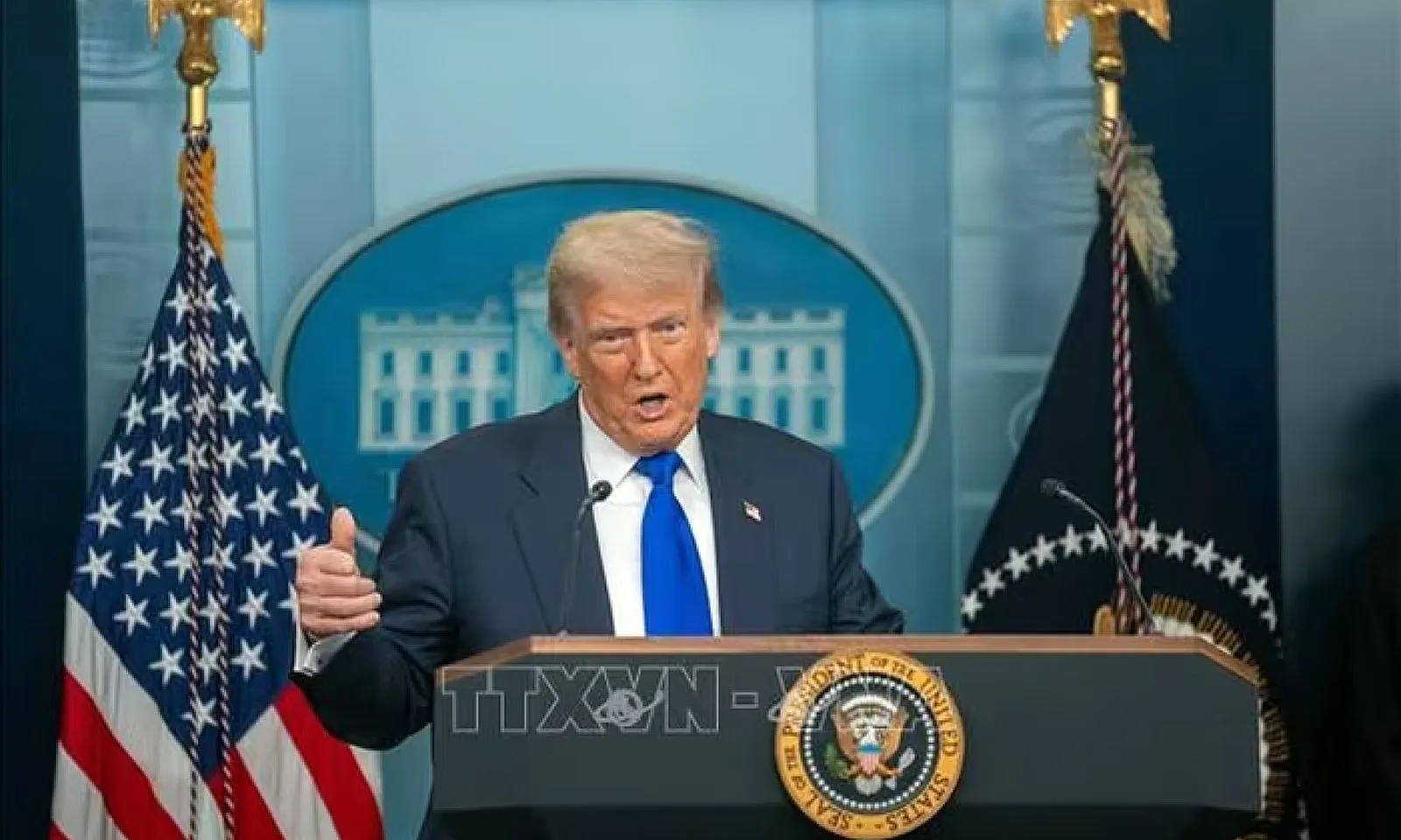 Vì sao Mỹ vẫn giữ thuế cao với Canada dù Ottawa đã nhượng bộ?