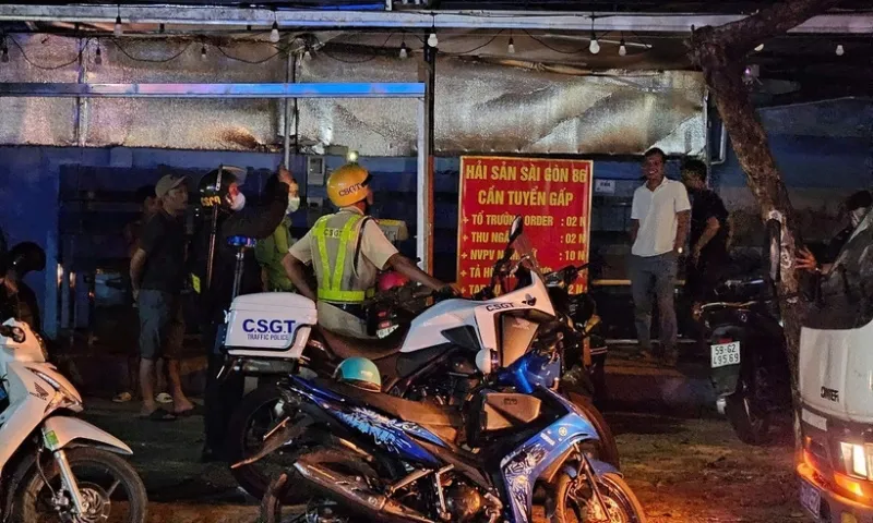 Làm rõ vụ chống đối Cảnh sát giao thông khi đo nồng độ cồn