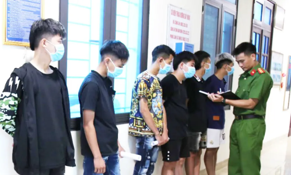 Nhóm thanh niên hỗn chiến giữa đêm, một người bị thương, nhiều đối tượng bị tạm giữ