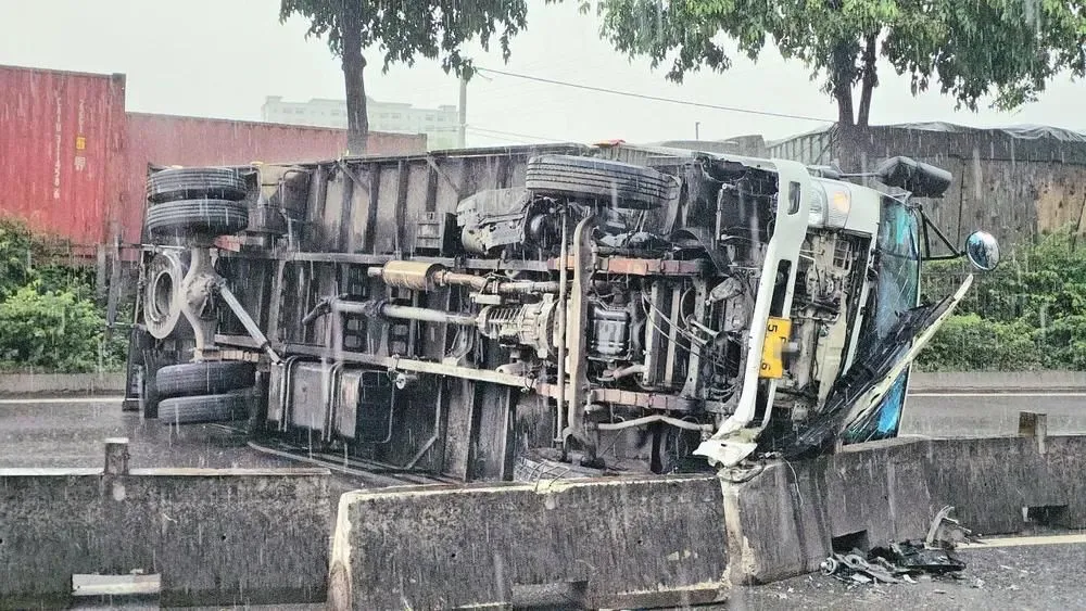 cd7b384ae6040f5a5615