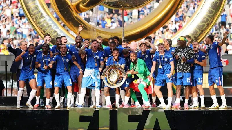 Chelsea nâng cao chức vô địch Club World Cup 2025. Ảnh: Internet
