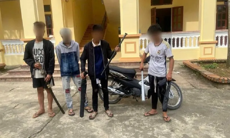 Chặn nhóm thiếu niên mang hung khí tụ tập gây rối ở đèo Đá Trắng 