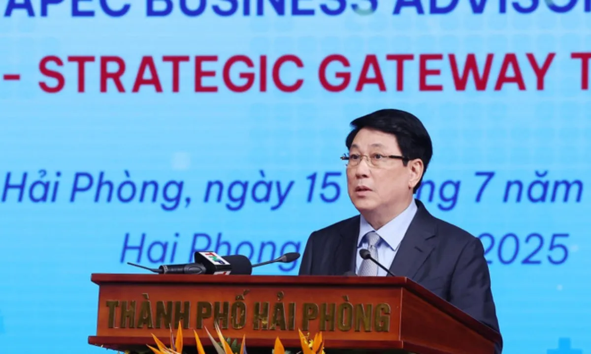 Chủ tịch nước: Hải Phòng trỗi dậy như một trung tâm logistics trọng điểm cả nước