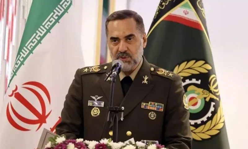 Iran tuyên bố sẵn sàng chiến tranh 10 năm