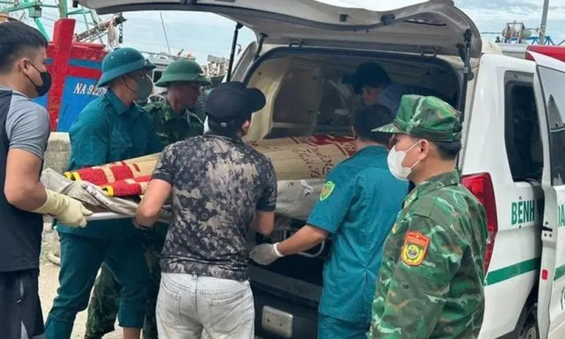 Thấy thi thể ngư dân mất tích trên biển trong đêm