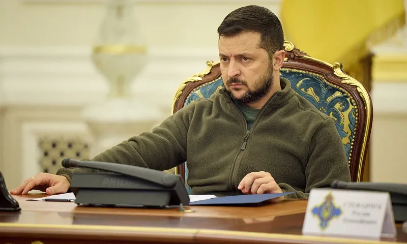 Tổng thống Ukraine Volodymyr Zelensky trong một cuộc họp