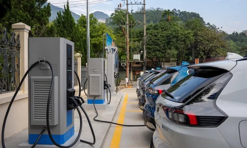 Điểm tin sáng 15/7: Hà Nội thành lập tổ công tác thúc đẩy chuyển đổi xe điện 