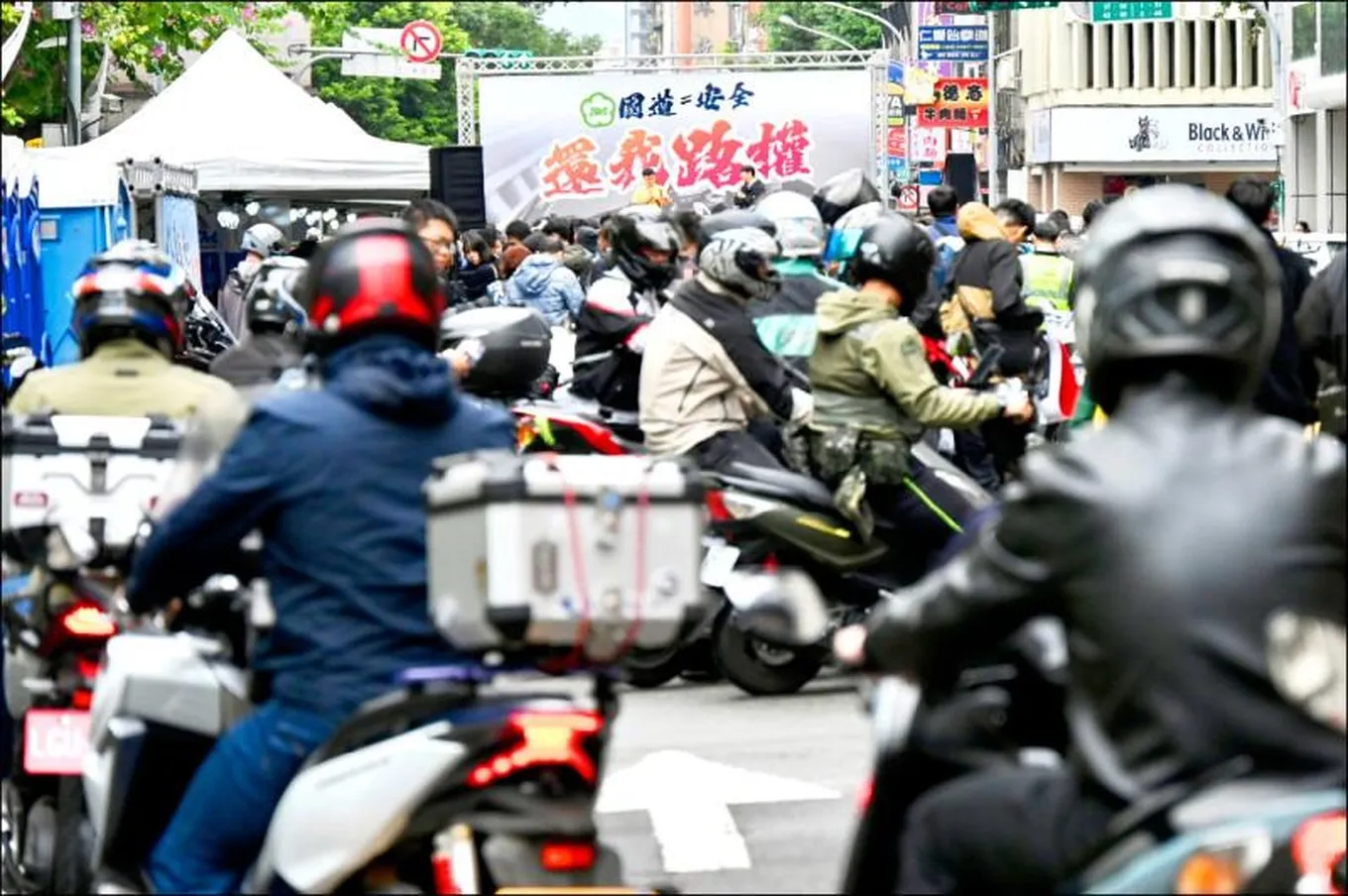 xe-maytaipei-timesjpg-1752547028577