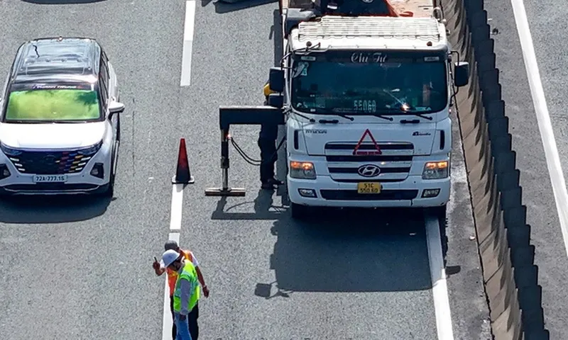 Từ 15/7, hạn chế tốc độ một số đoạn trên cao tốc TPHCM – Long Thành – Dầu Giây để sửa chữa