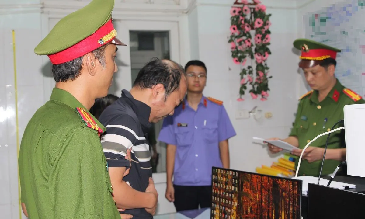 Tài xế ô tô gây tai nạn liên hoàn ở Nghệ An bị tạm giữ hình sự