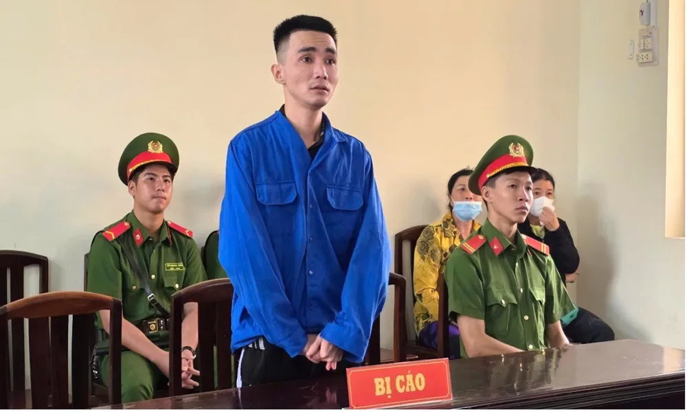 Chồng đâm chết vợ sau mâu thuẫn tiền bạc, lĩnh án 8 năm tù