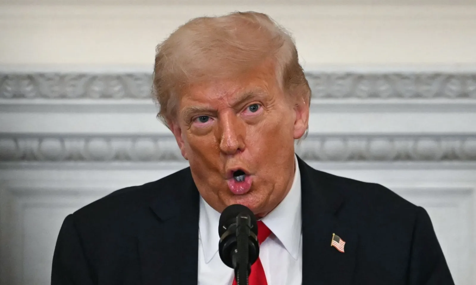 Ông Trump tuyên bố áp thuế 19% đối với hàng hóa Indonesia