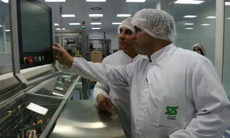 Châu Phi có nhà máy đầu tiên sản xuất nguyên liệu thuốc ung thư