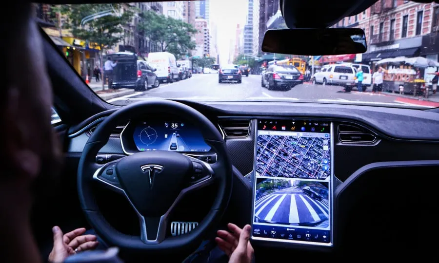 tesla-bi-kien-vneconomyautomotive2