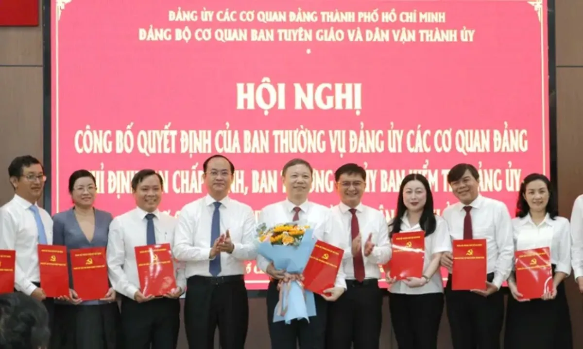 Ông Dương Anh Đức làm Bí thư Đảng ủy Ban Tuyên giáo và Dân vận