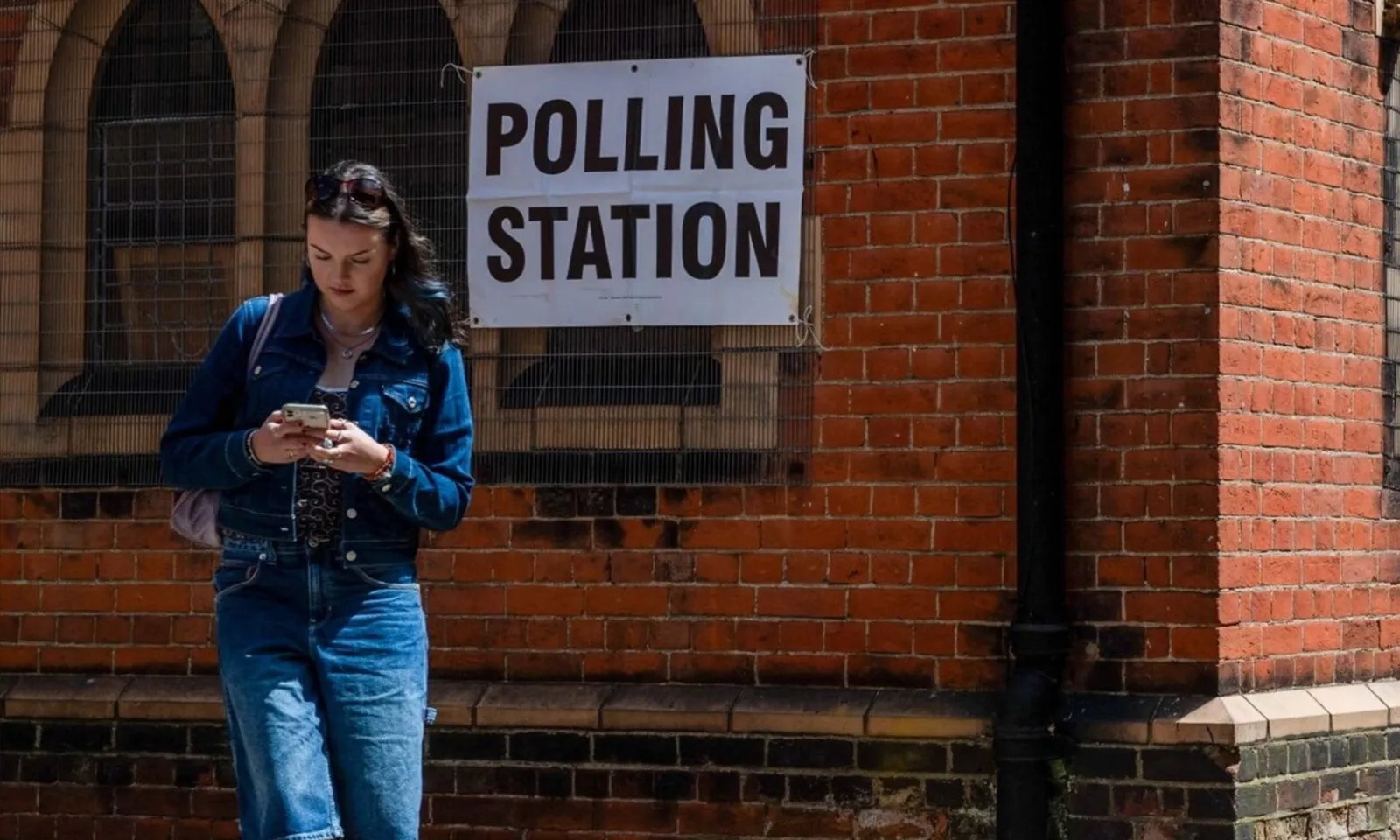 Vương quốc Anh hạ độ tuổi bỏ phiếu bầu cử từ 18 xuống 16