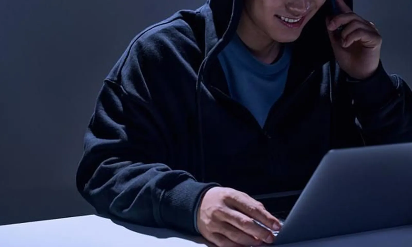 Hàn Quốc triệt phá đường dây lừa đảo qua điện thoại có trụ sở tại Campuchia