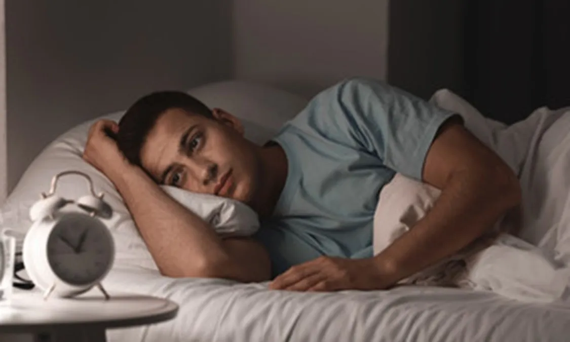 Nghiên cứu mới: Yoga, thái cực quyền và đi bộ có thể giúp điều trị chứng mất ngủ