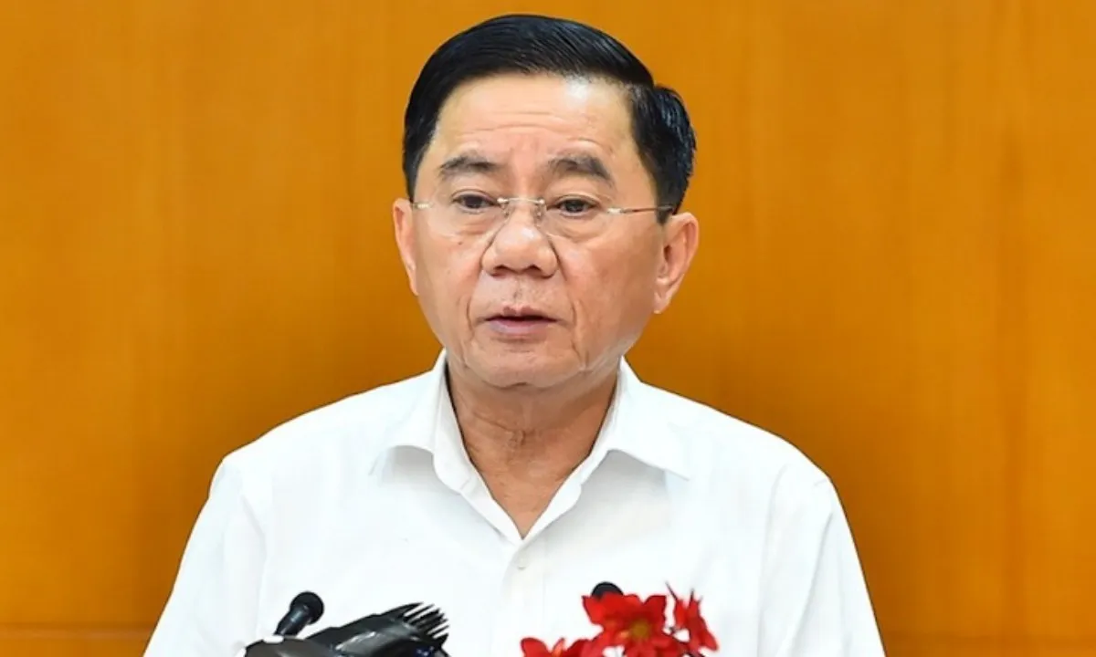 Bộ Chính trị: Khẩn trương kiện toàn bí thư, chủ tịch UBND cấp xã