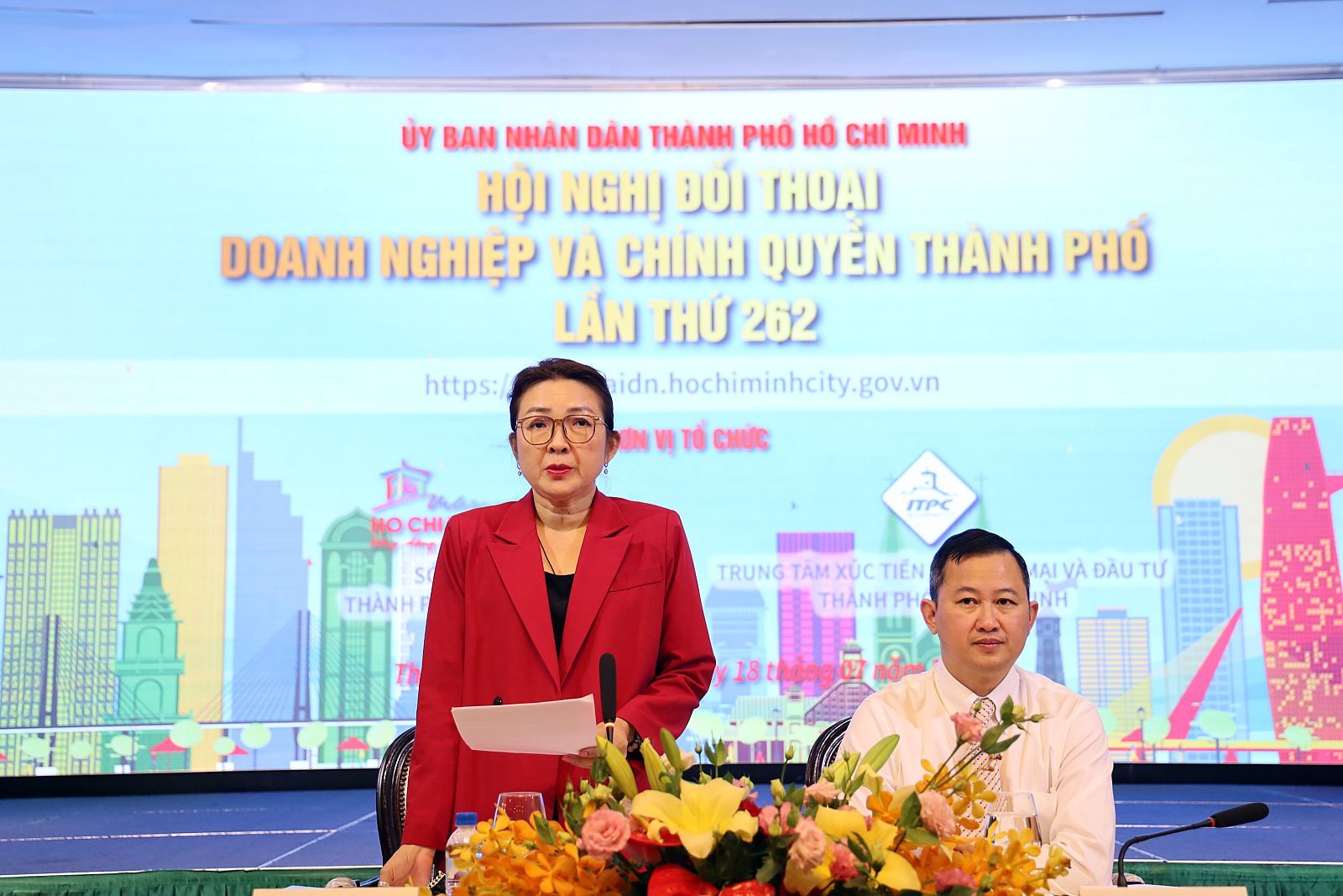 Bà Bùi Thị Ngọc Hiếu - Phó Giám đốc Sở Du lịch (đang phát biểu)_voh