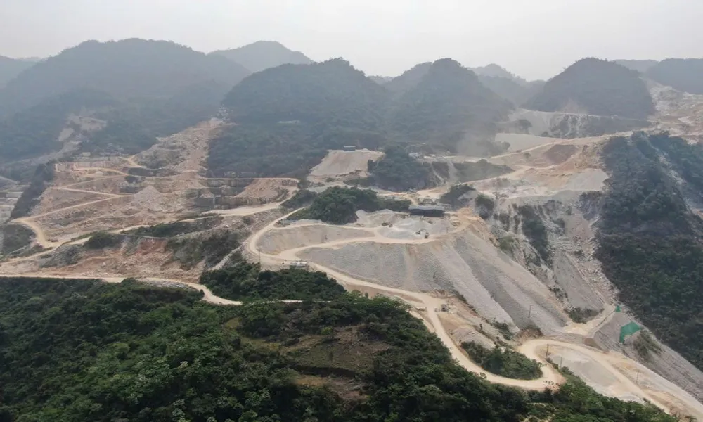 Nhà máy chế biến đá xẻ Yên Bái bị đình chỉ do vi phạm pháp luật về môi trường