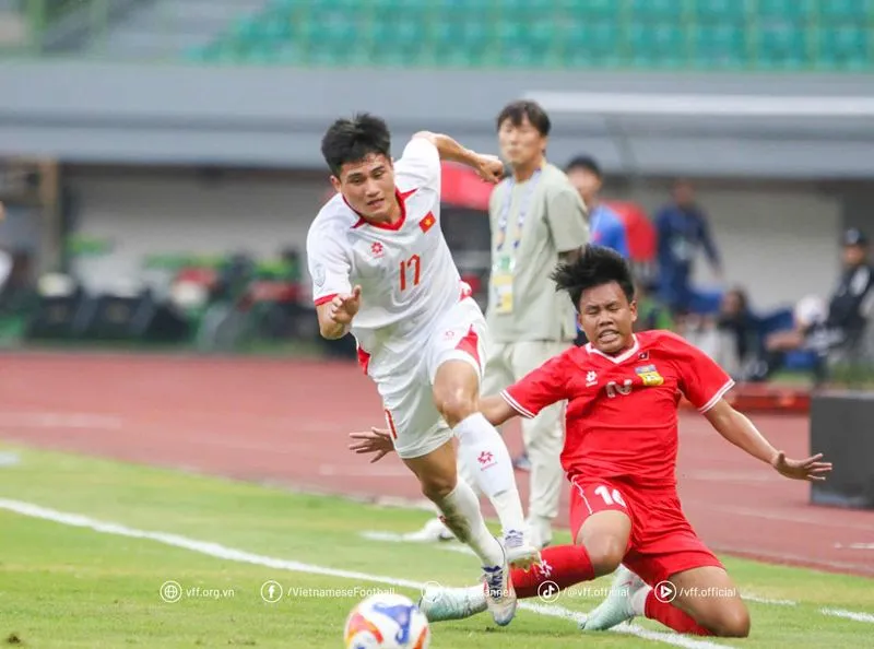 U23 Việt Nam chơi dồn ép đối thủ cả trận đấu. Ảnh: VFF