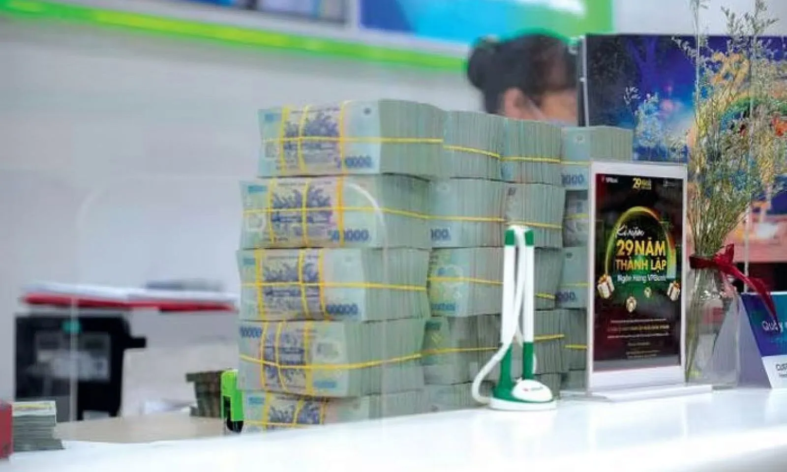 Ngân hàng không đủ an toàn vốn sẽ không được chia cổ tức tiền mặt