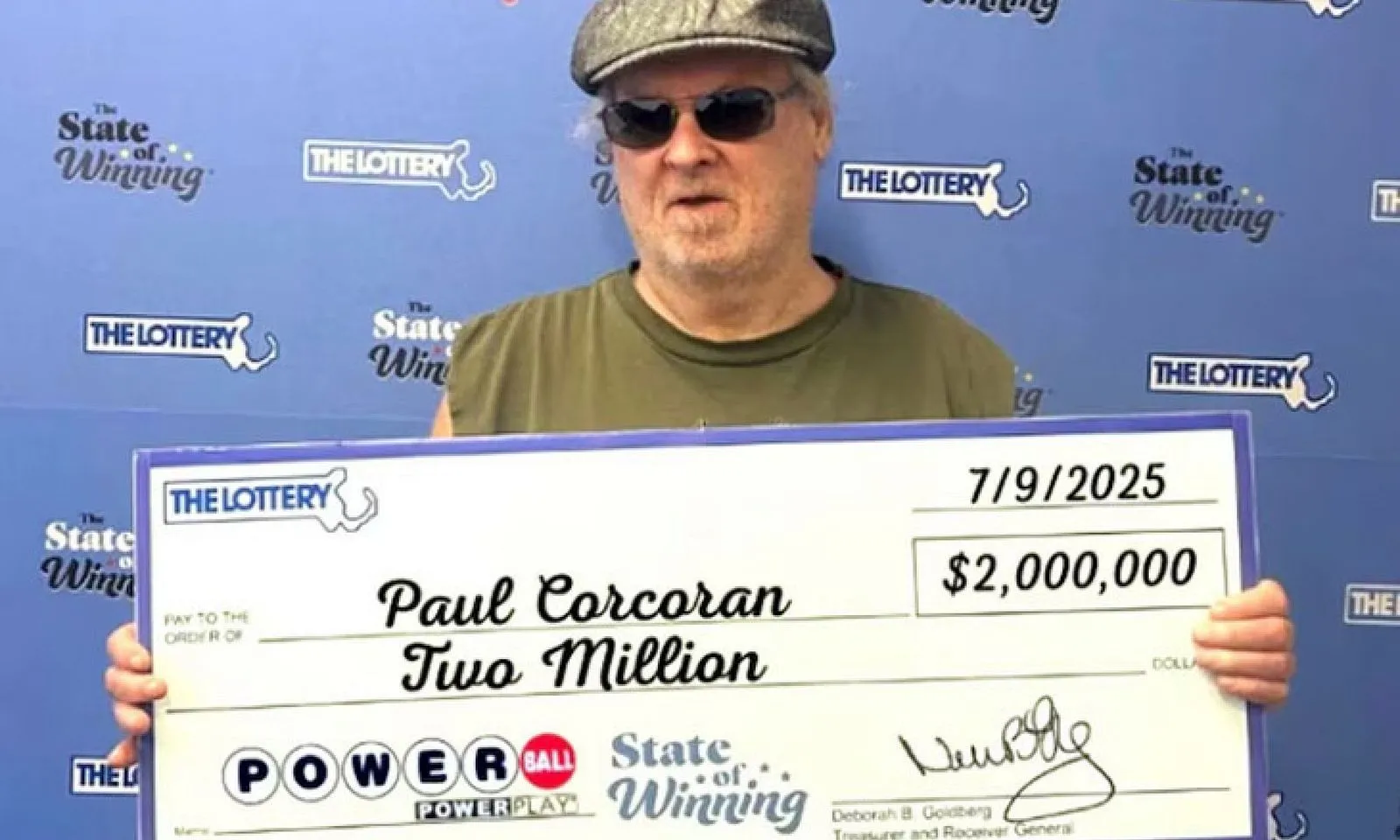 Người đàn ông Mỹ trúng hai giải vé số triệu USD trong cùng một ngày