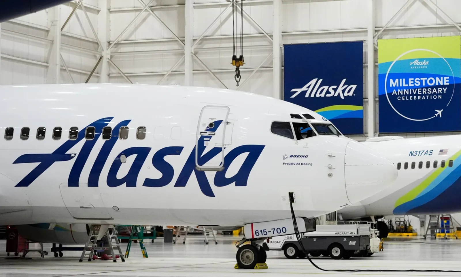 Hãng hàng không Alaska Airlines ngừng bay sau sự cố công nghệ thông tin