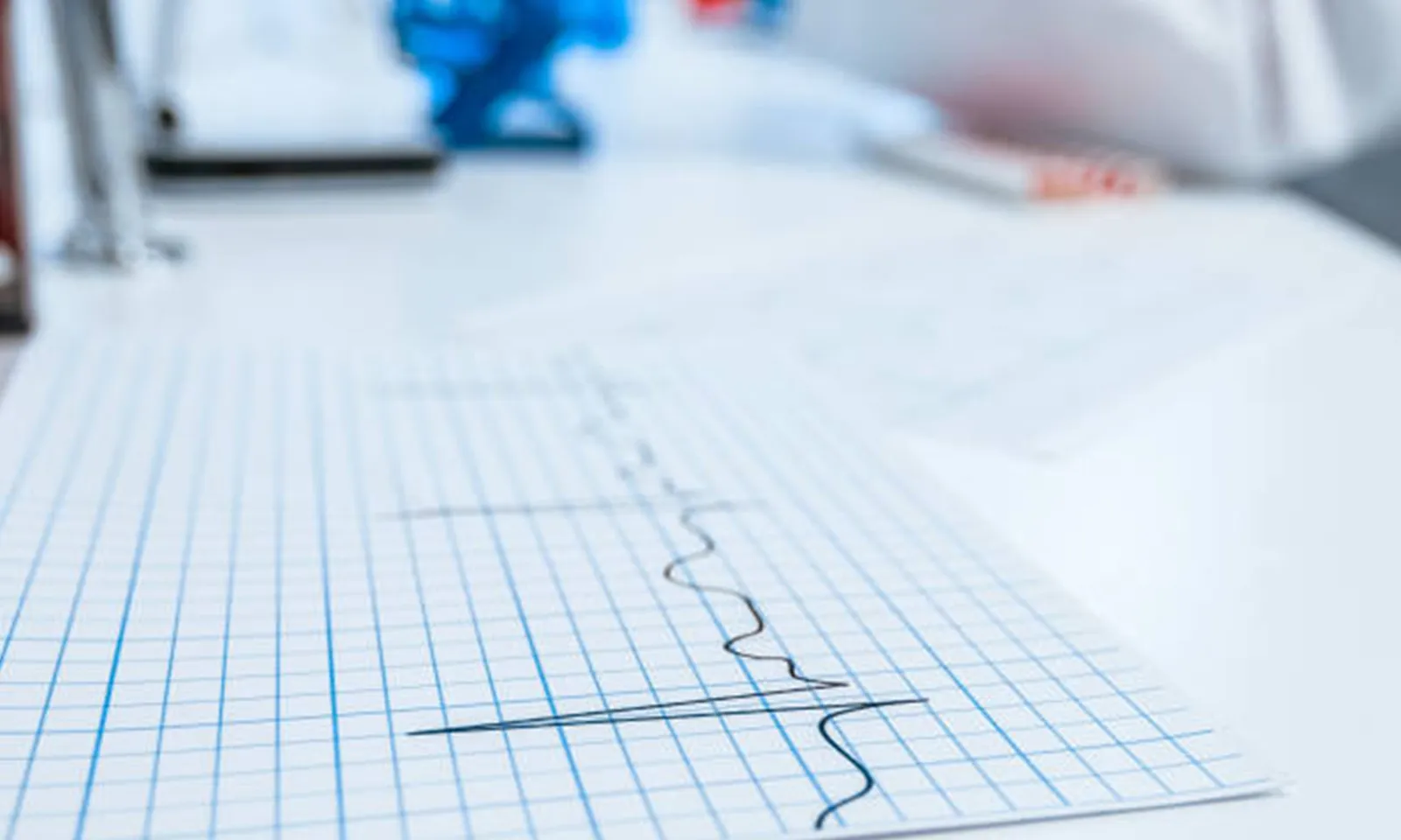 Động đất 7,6 độ richter ngoài khơi bán đảo Kamchatka của Nga