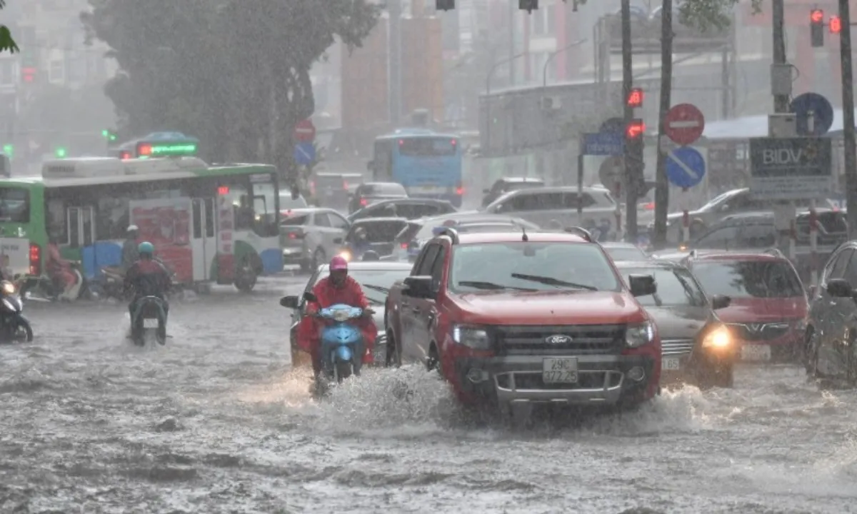 Thời tiết 21/7: Mưa dông trên cả nước do ảnh hưởng bão số 3