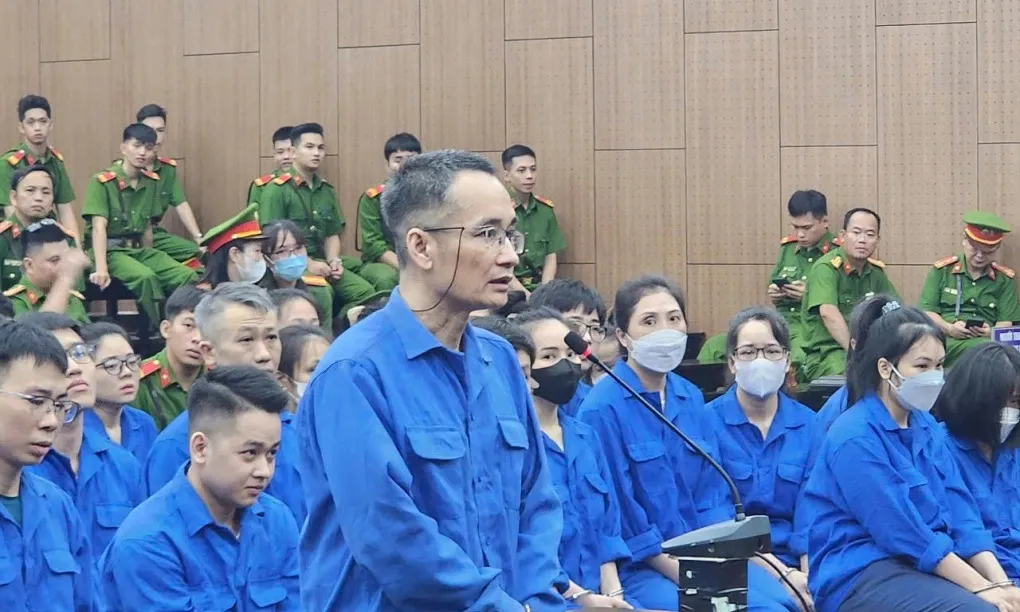 Xét xử đường dây đòi nợ thuê: Dàn lãnh đạo khai không biết việc nhân viên hành xử giang hồ