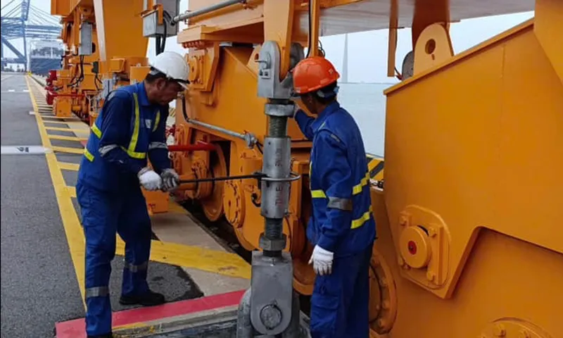 Nhiều cảng biển tạm dừng nhận tàu, làm hàng, tổ chức ứng phó bão số 3