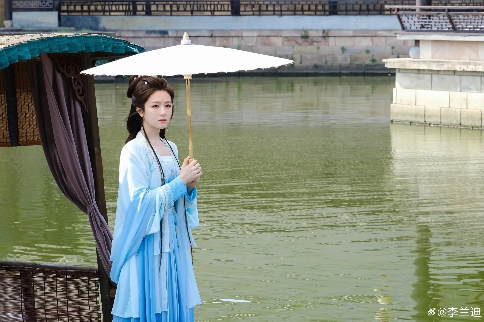 ly-lan-dich-thay-doi-qua-tung-nam-1