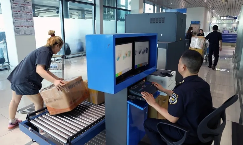 Sân bay Vân Đồn và Cát Bi mở cửa trở lại từ 12 giờ trưa 22/7