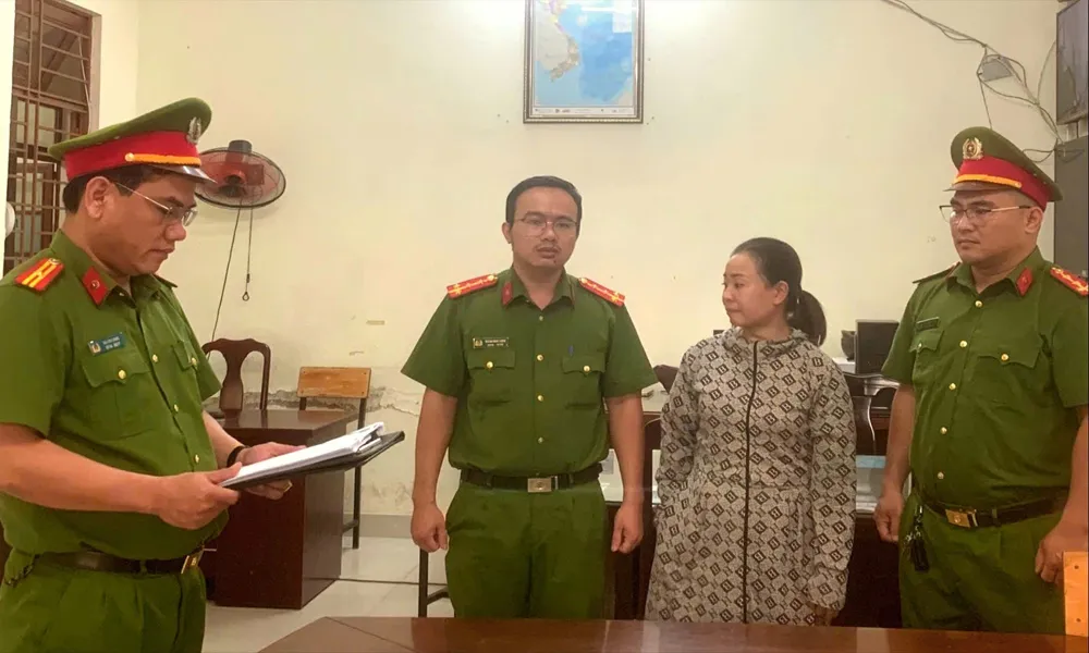 Thù đoạn giả mạo thủ tục cấp sổ đỏ, chiếm đoạt hơn 340 triệu đồng