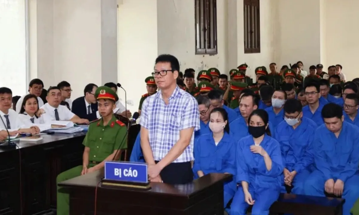 Vụ “gỡ bài - lấy tiền”: Lãnh đạo, phóng viên Tạp chí Môi trường và Đô thị hầu tòa